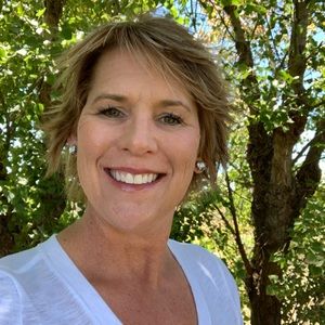 Meet your Posher, Deanna